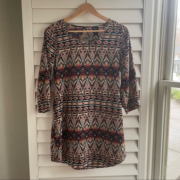 Rue 21 long sleeve patterned dress - Picture 1 of 4